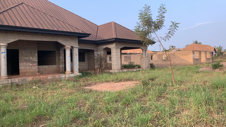 Uncompleted 5-Chamber & Hall Self-Contained Apartments