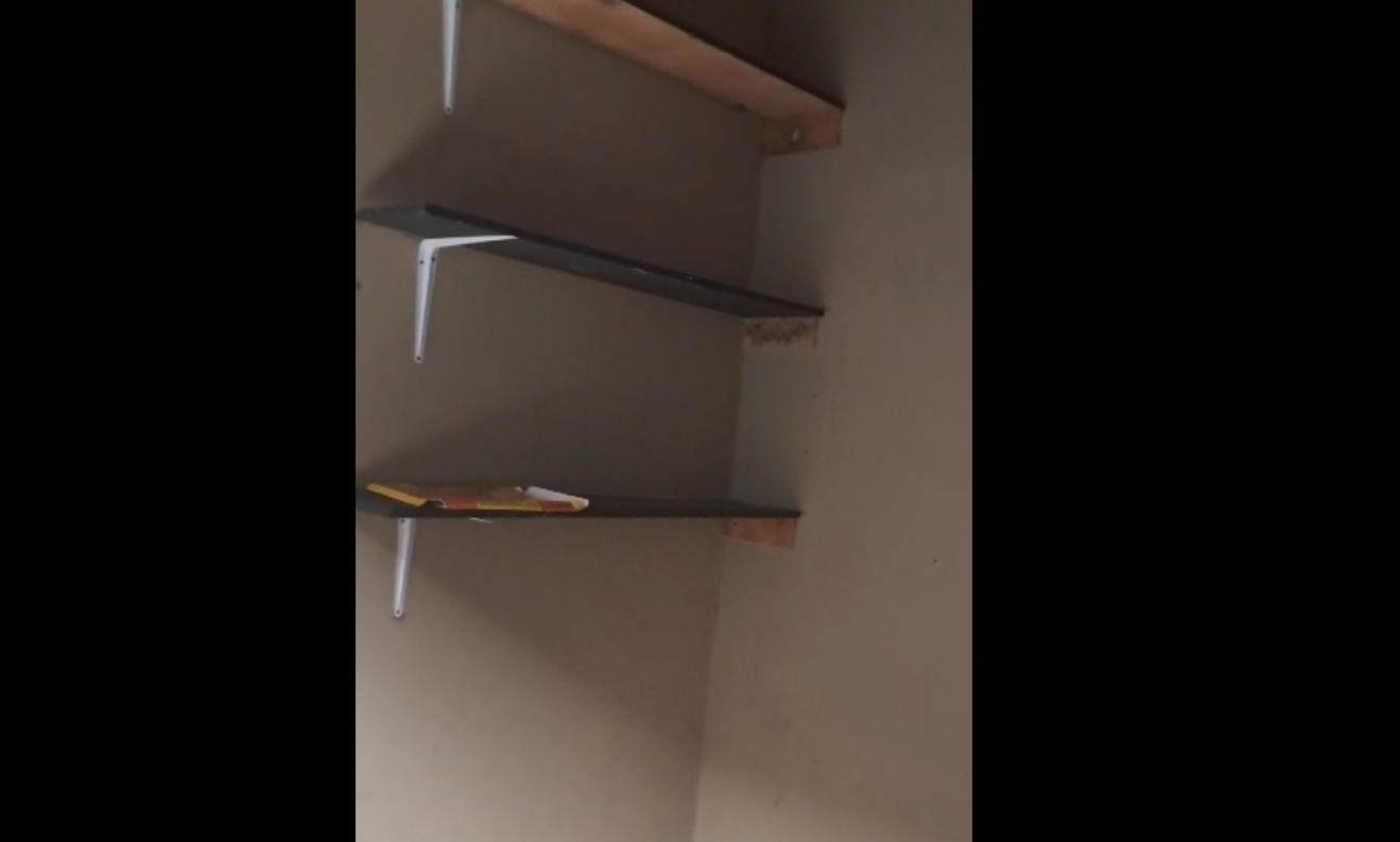 Single Room Self-Contained